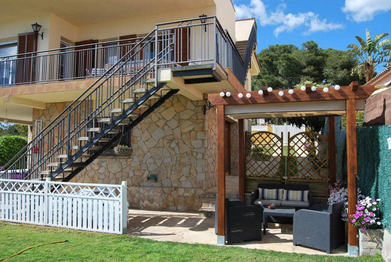 Sunny Holiday Home Creixell Ngoại thất bức ảnh